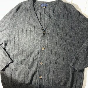 Club Room men’s ribbed cardigan, size XL. 100% lambswool charcoal gray #preppy